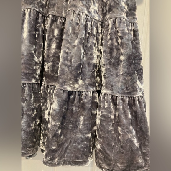Cat & Jack silver grey velour tiered dress girls age 5 years - Picture 2 of 6